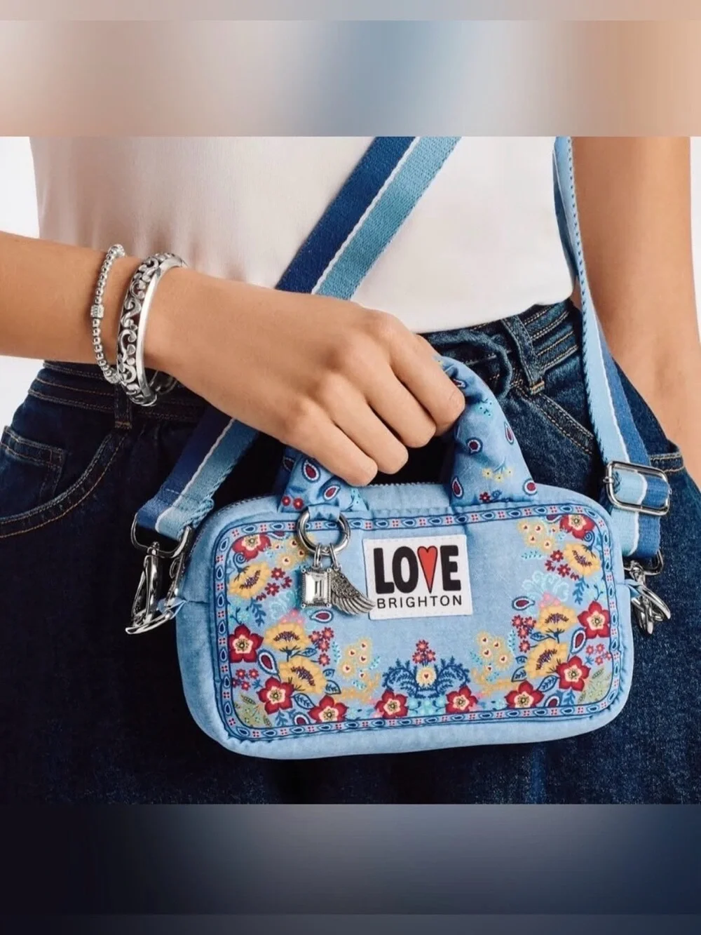 BRIGHTON Bandana Love Crossbody
Bag NWT MSRP $150 - Picture 7 of 12